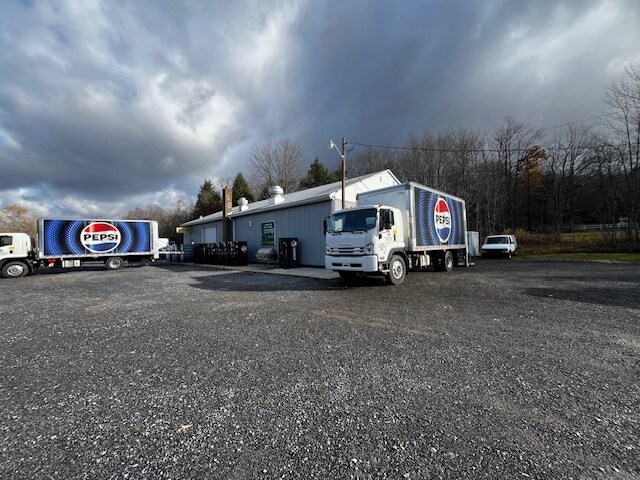 More Photos Of 220 Forest View Rd, Saint Marys Flex For Sale