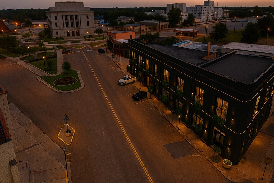 More Photos Of 410 N Stateline Ave, Texarkana Storefront Retail Residential For Lease