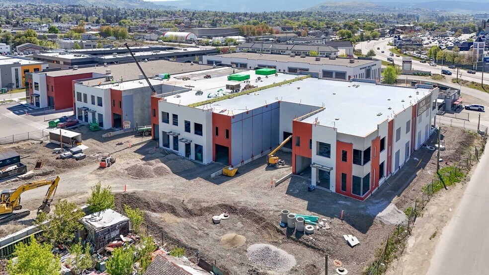 Primary Photo Of 4605 34 St, Vernon Distribution For Lease