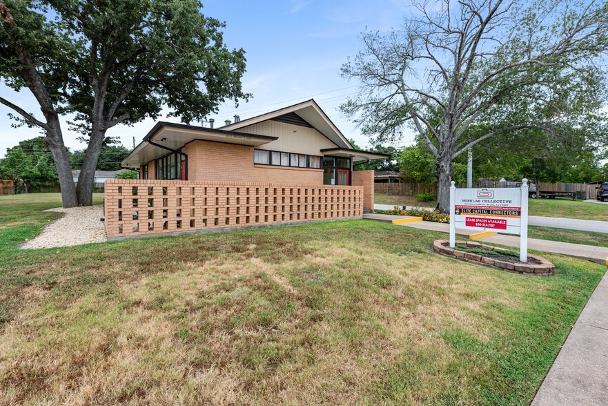 More Photos Of 601 Mary Lake Dr, Bryan Office Residential For Lease