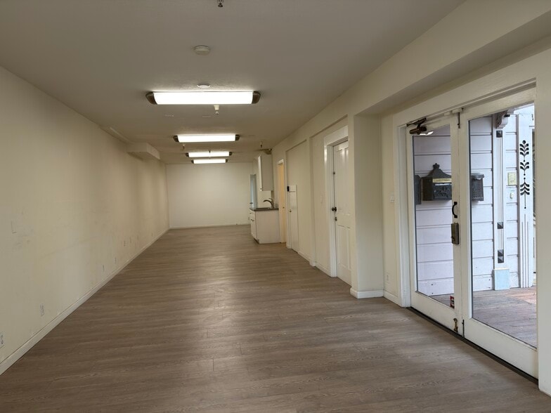 More Photos Of 1323 Columbus Ave, San Francisco Office Residential For Lease