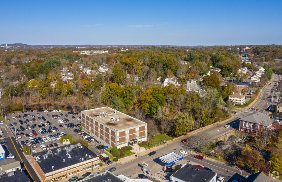 More Photos Of 1 Washington St, Wellesley Medical For Lease