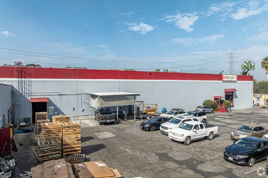 More Photos Of 18903 Anelo Ave, Carson Warehouse For Lease