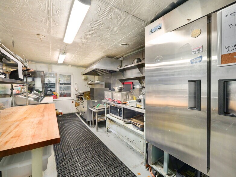 More Photos Of 553 County Road 94, Hankins Restaurant For Sale