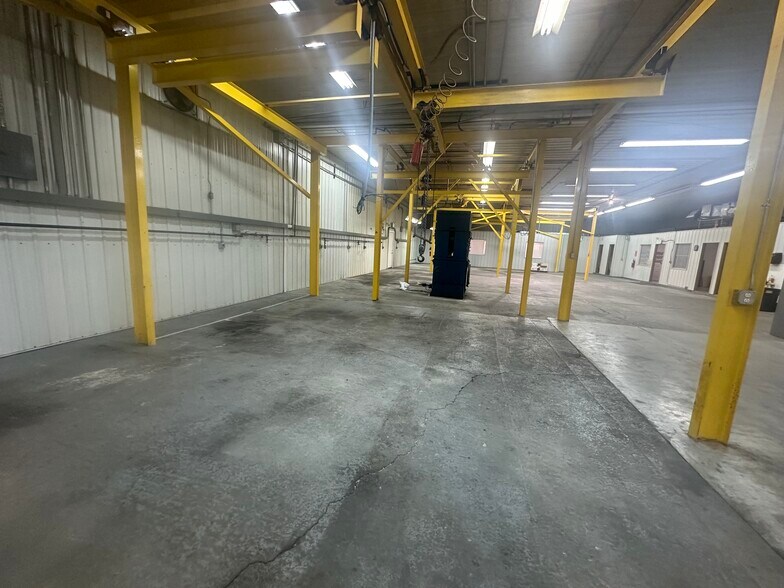 More Photos Of 636 S East St, Mount Carroll Warehouse For Sale