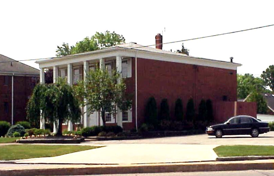 Primary Photo Of 15501 Munn Rd, Cleveland Office For Lease