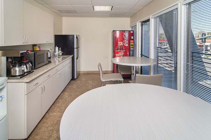 More Photos Of 2230 W Chapman Ave, Orange Medical For Lease