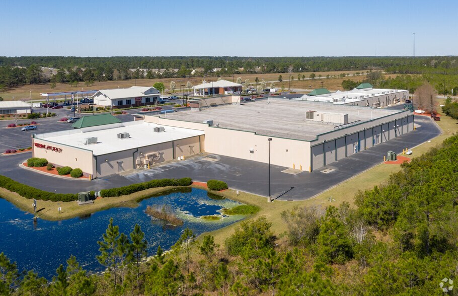 More Photos Of 925 Seaside Rd SW, Ocean Isle Beach General Retail For Lease