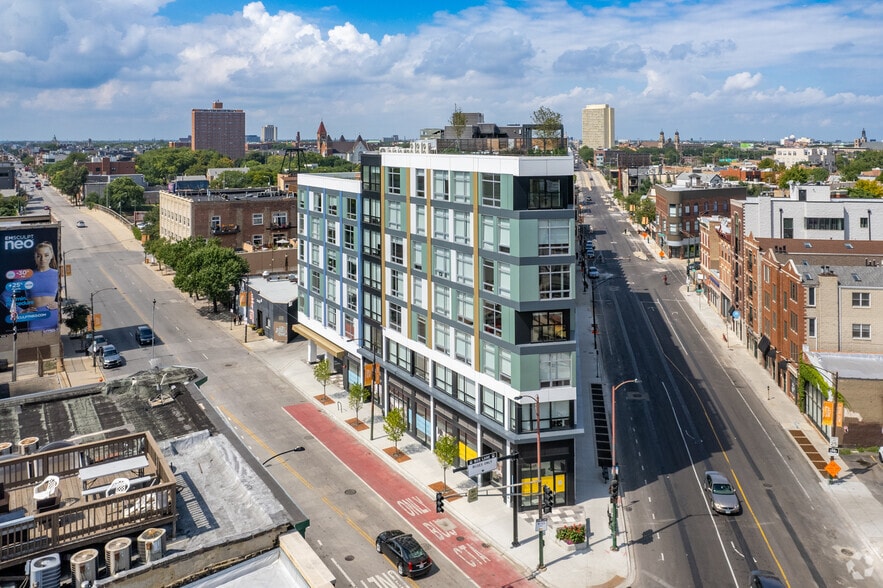 More Photos Of 1122 W Chicago Ave, Chicago Apartments For Lease