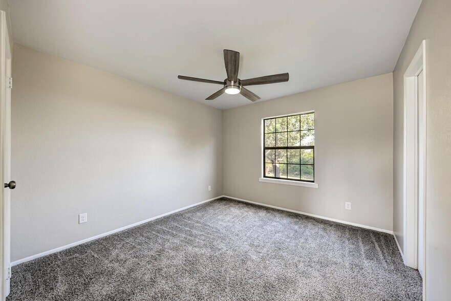 More Photos Of 3225 County Road 111, Lampasas Specialty For Sale