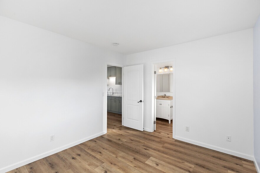 More Photos Of 1413 Hemlock Ave, Imperial Beach Apartments For Sale