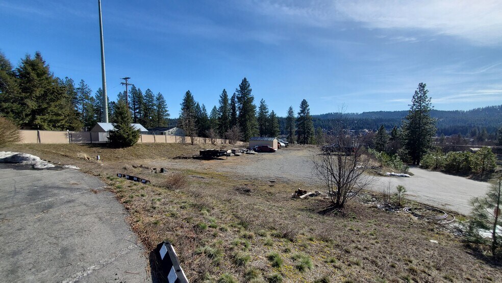 More Photos Of 4547 W Seltice Way, Coeur d'Alene Light Manufacturing For Lease