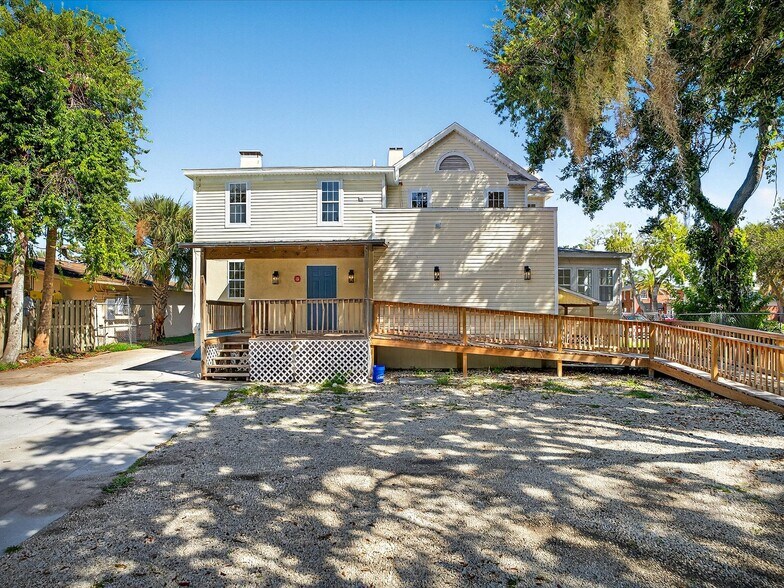 More Photos Of 219 Magnolia Ave, Daytona Beach Storefront Retail Residential For Sale