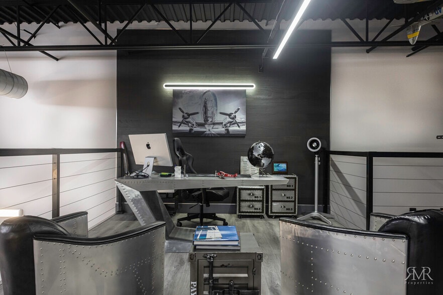 More Photos Of 1435 FM 1463 Rd, Katy Showroom For Sale