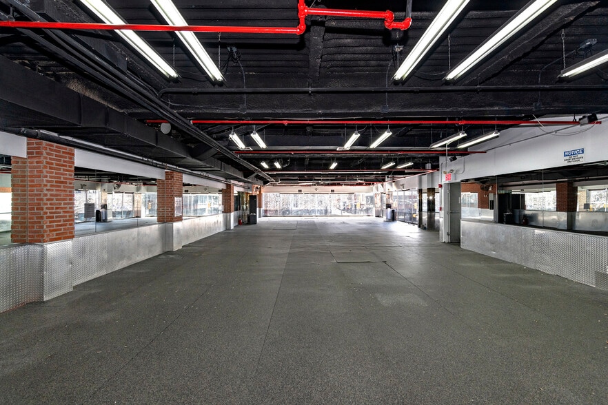 More Photos Of 100 Delancey St, New York Apartments For Lease
