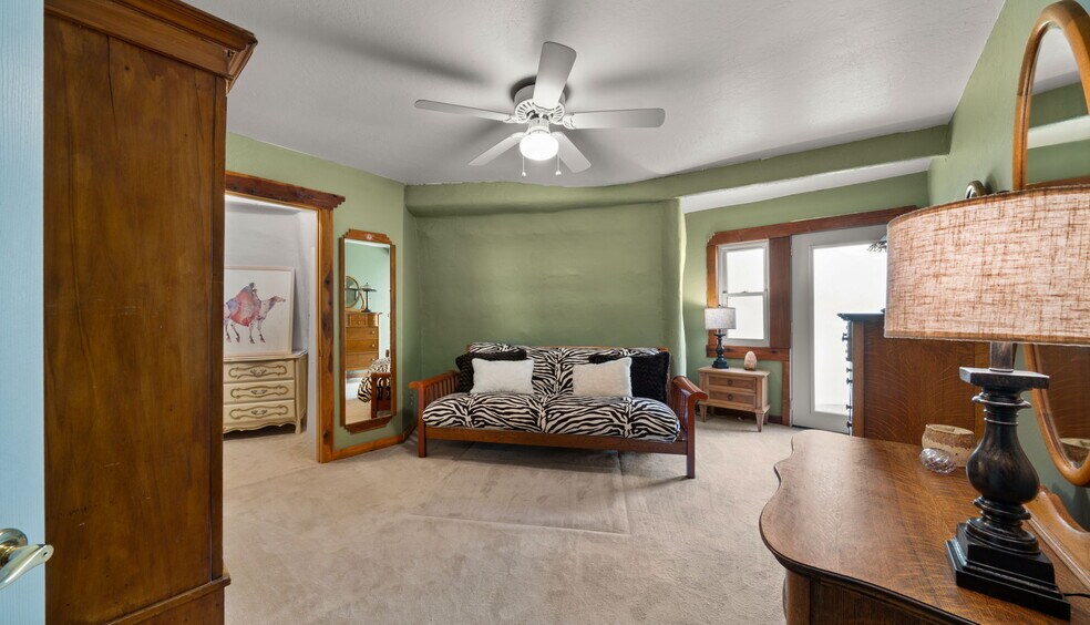 More Photos Of 1935 E Joy Ranch Rd, Phoenix Specialty For Sale