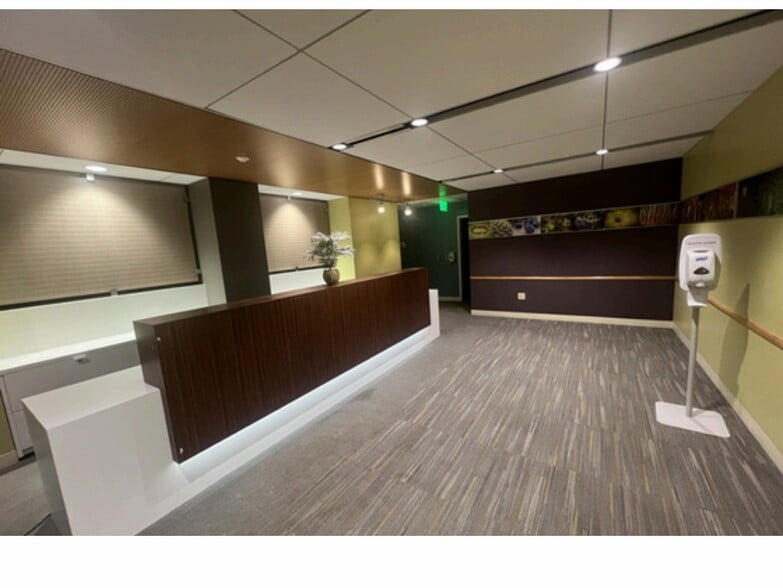 More Photos Of 2480-2482 Mission St, San Francisco Medical For Lease
