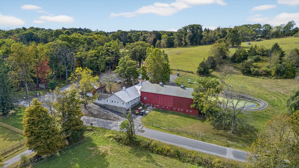 More Photos Of 65 Four Corners Rd, Warwick Specialty For Sale