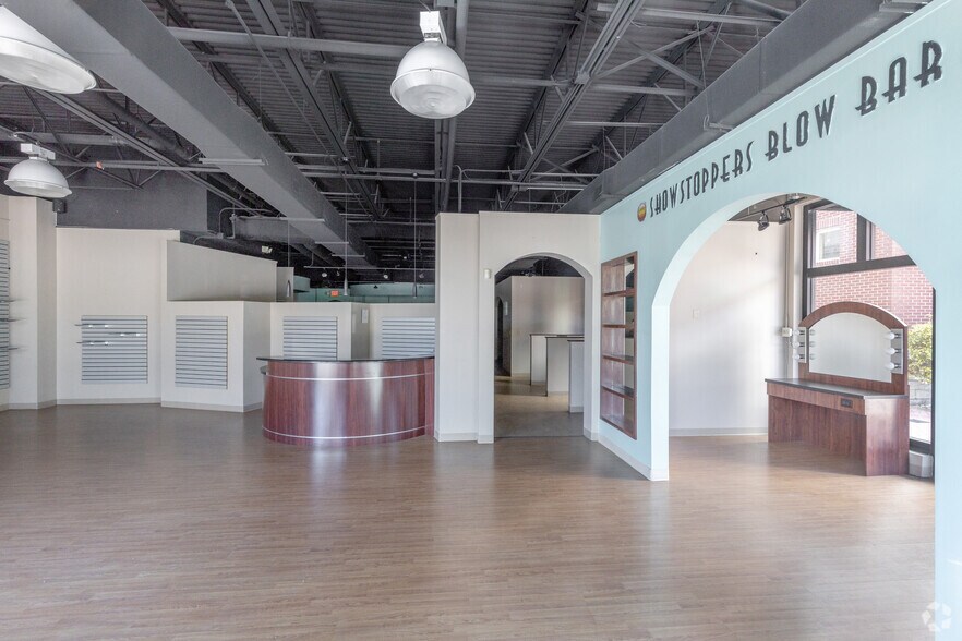 More Photos Of 1160 E State Road 434, Winter Springs Unknown For Lease