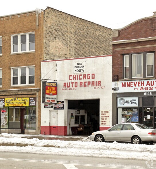 Primary Photo Of 6146 N Clark St, Chicago Auto Repair For Sale