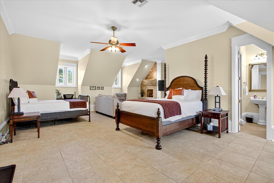 More Photos Of 1611 Glenn Swetman St, Biloxi Specialty For Sale