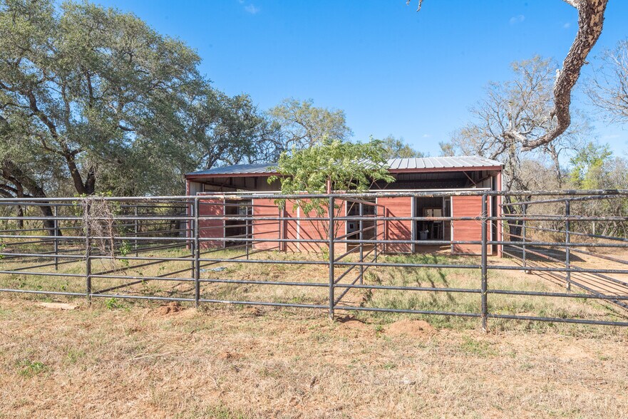 More Photos Of 1211 Leissner School Rd, Seguin Land For Sale