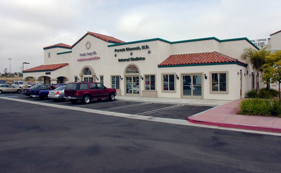 More Photos Of 40690 California Oaks Rd, Murrieta Medical For Lease