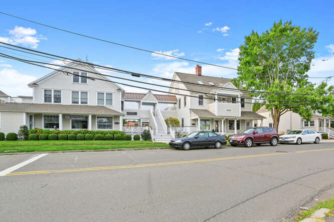 Primary Photo Of 742-762 Kings Hwy W, Southport Office For Lease