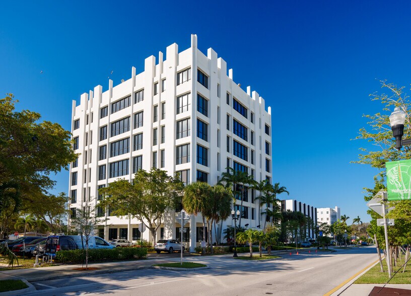 More Photos Of 2450 Hollywood Blvd, Hollywood Loft Creative Space For Sale