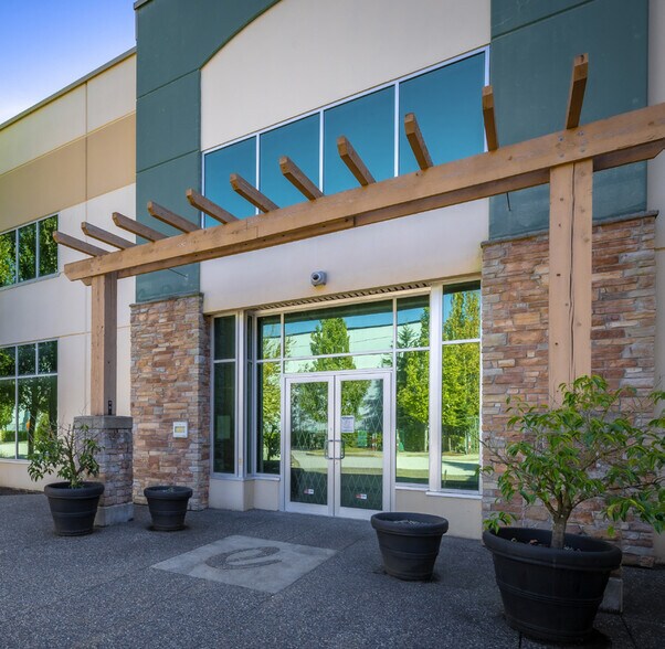 More Photos Of 5744 268th St, Langley Twp Warehouse For Lease