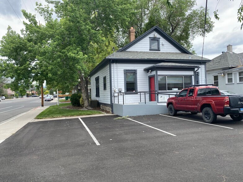 More Photos Of 100 Vine St, Reno Office For Lease