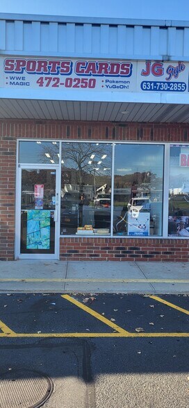 More Photos Of 580 Medford Ave, Patchogue Freestanding For Lease