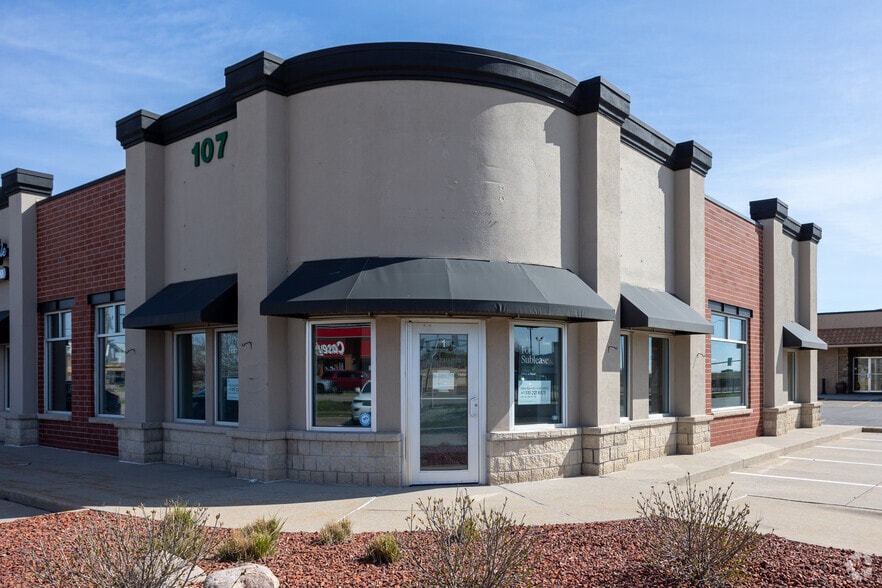 More Photos Of 107 NE Delaware Ave, Ankeny Unknown For Lease