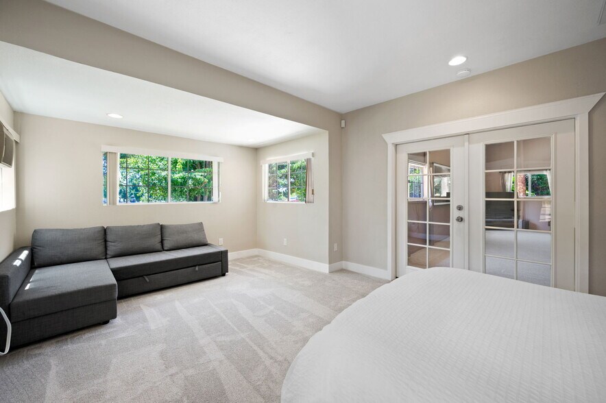 More Photos Of 5905 Old Wheeler Rd, La Verne Assisted Living For Lease