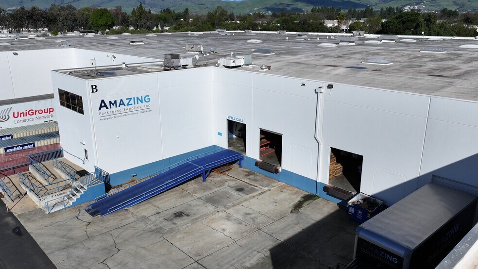 More Photos Of 2071 Ringwood Ave, San Jose Distribution For Lease