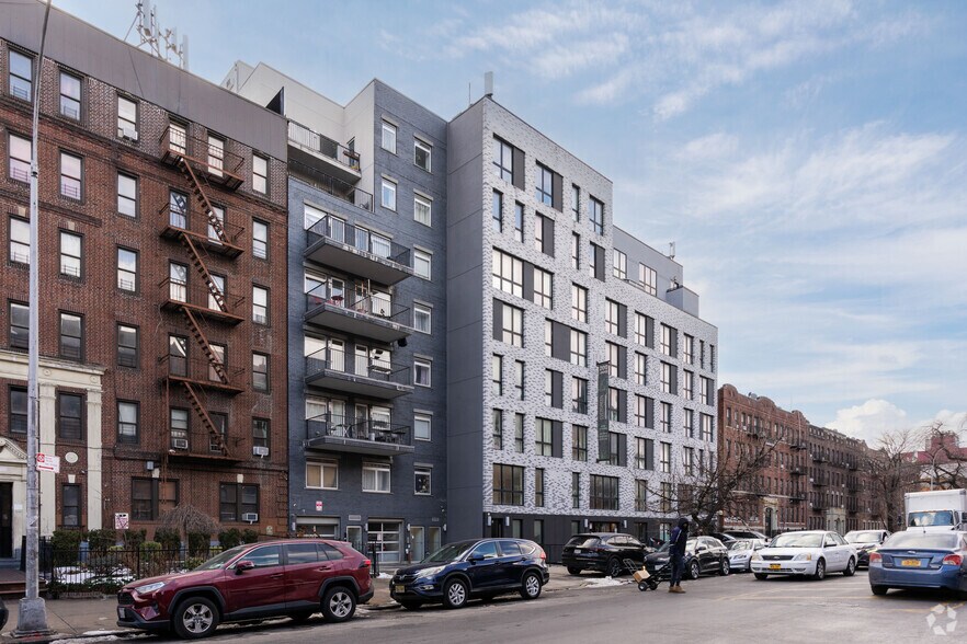 More Photos Of 200 Linden Blvd, Brooklyn Apartments For Lease