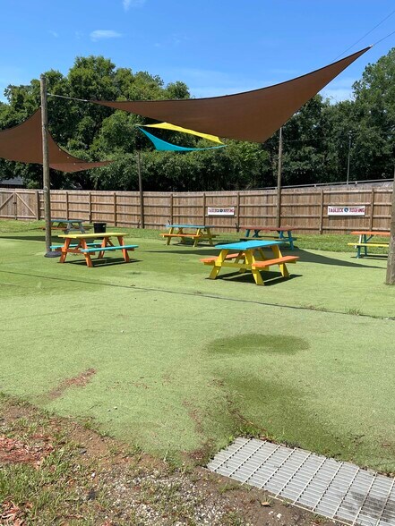 More Photos Of 120 W Harrison St, Tallahassee General Retail For Lease