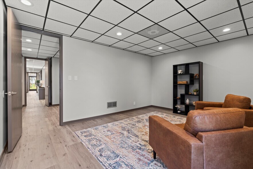 More Photos Of 502 W Markey Rd, Belton Medical For Lease