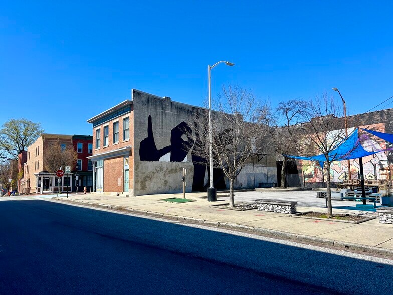 More Photos Of 1138-1140 W Hollins St, Baltimore Storefront Retail Office For Lease