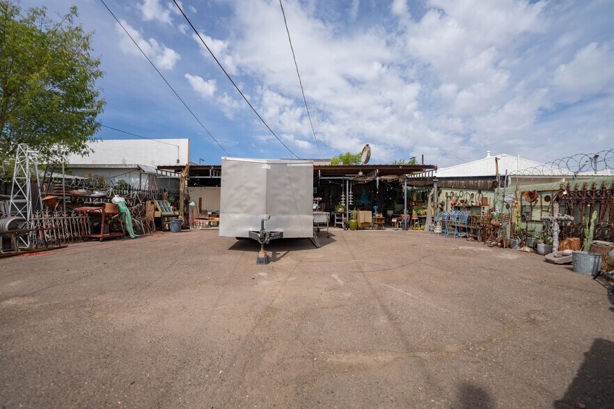 More Photos Of 1109 Grand Ave, Phoenix Storefront For Sale