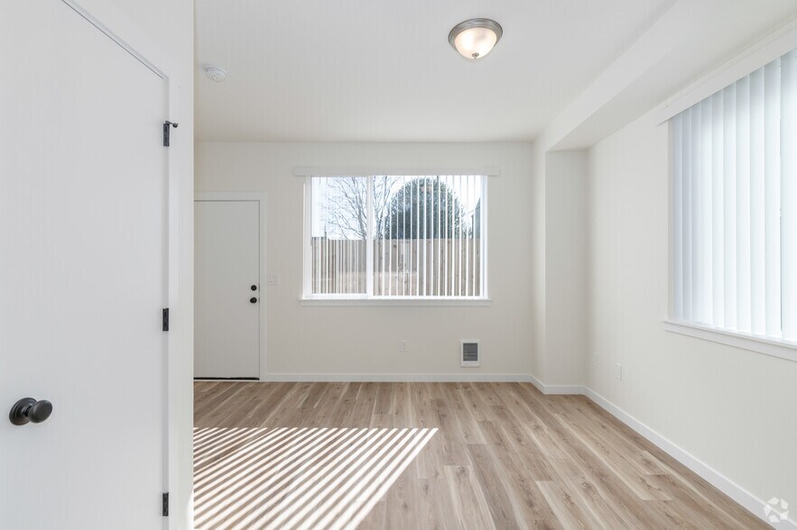 More Photos Of 4383 N Vancouver Ave, Portland Apartments For Sale