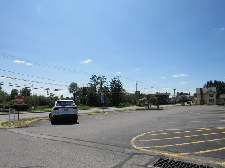 More Photos Of 150 W Dubois Ave, Dubois General Retail For Lease