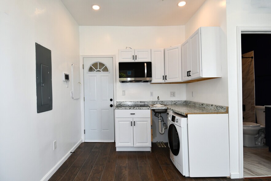 More Photos Of 2601 N Charles St, Baltimore Apartments For Sale