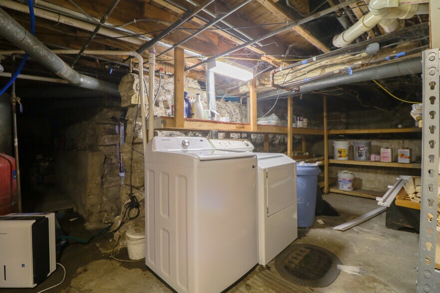 More Photos Of 40523 N Il Route 83, Antioch Apartments For Sale