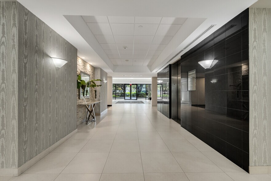 More Photos Of 6365 NW 6th Way, Fort Lauderdale Office For Lease