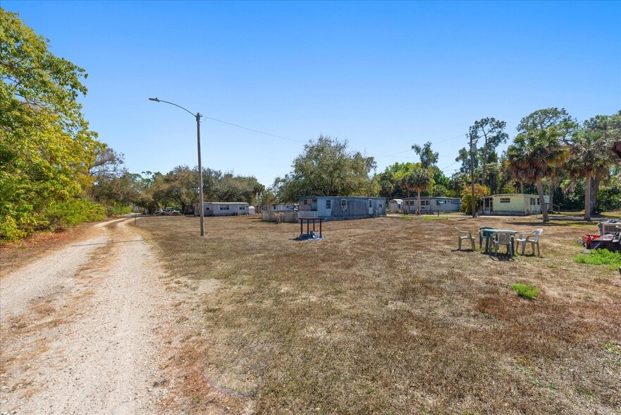 More Photos Of 380 San Jose St, North Fort Myers Manufactured Housing Mobile Home Park For Sale
