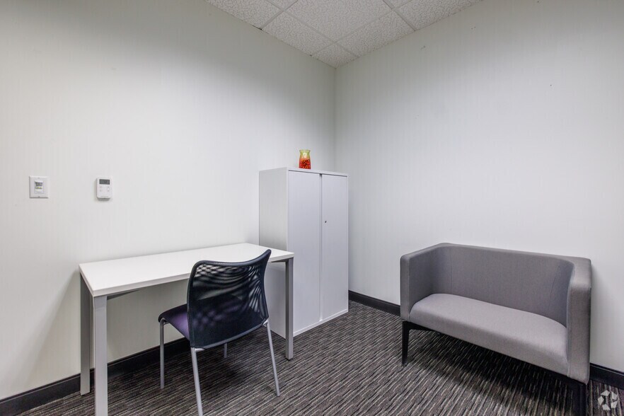 Photo of 12nd Floor Ste Office for 4