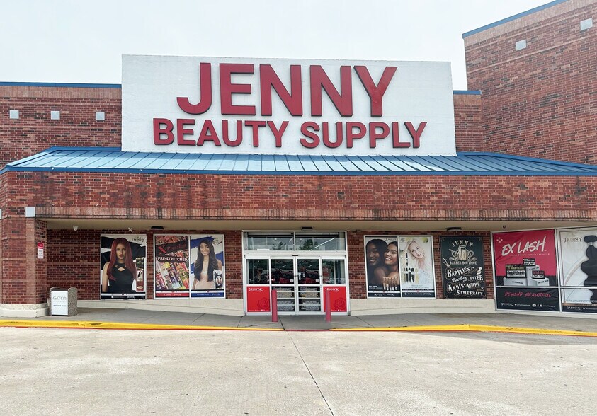 More Photos Of 3628-3636 Frankford Rd, Dallas Unknown For Lease