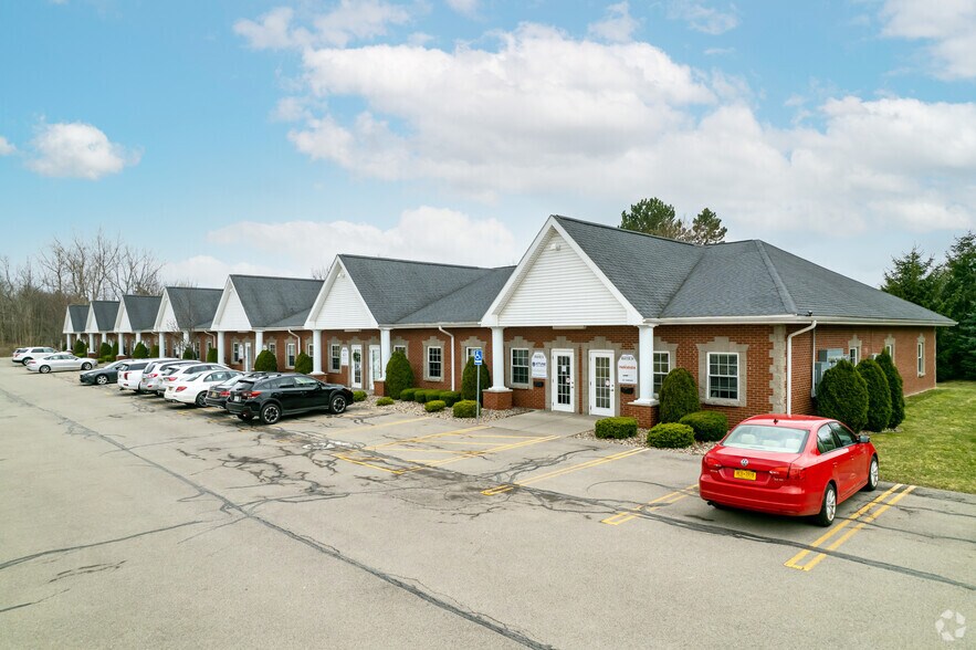 More Photos Of 115-151 SULLYS Trl, Pittsford Medical For Lease