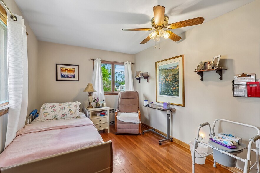 More Photos Of 836 Jacoby Rd, Copley Healthcare For Sale